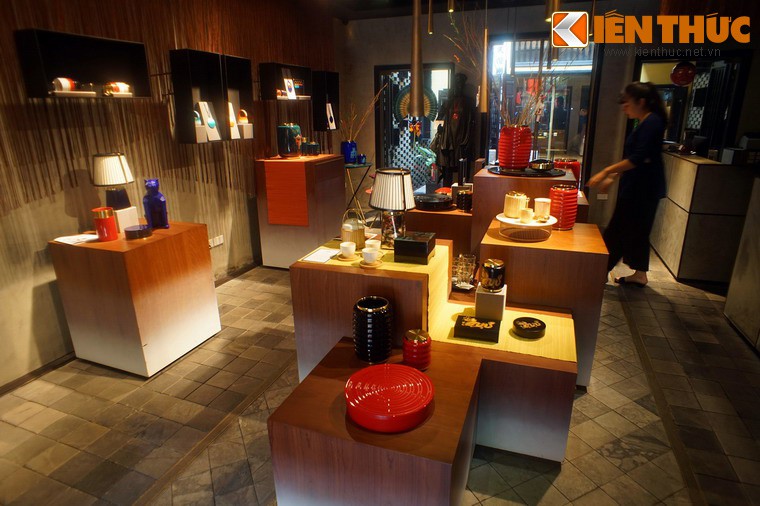 Bi mat giau kin trong nha co noi tieng nhat pho Hang Dao