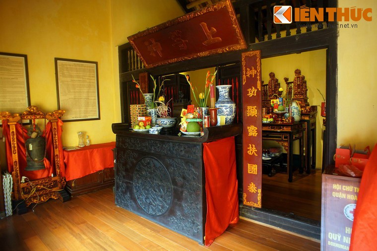 Bi mat giau kin trong nha co noi tieng nhat pho Hang Dao