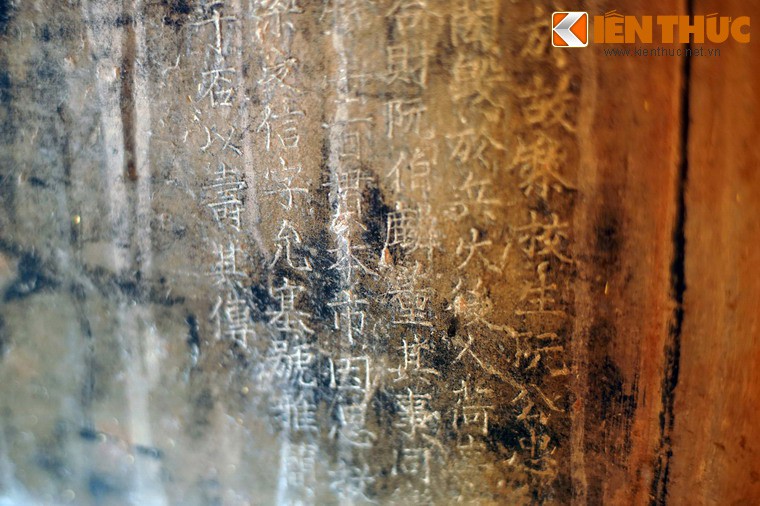 Bi mat giau kin trong nha co noi tieng nhat pho Hang Dao