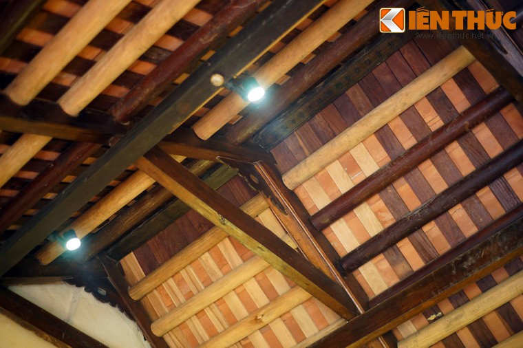 Bi mat giau kin trong nha co noi tieng nhat pho Hang Dao