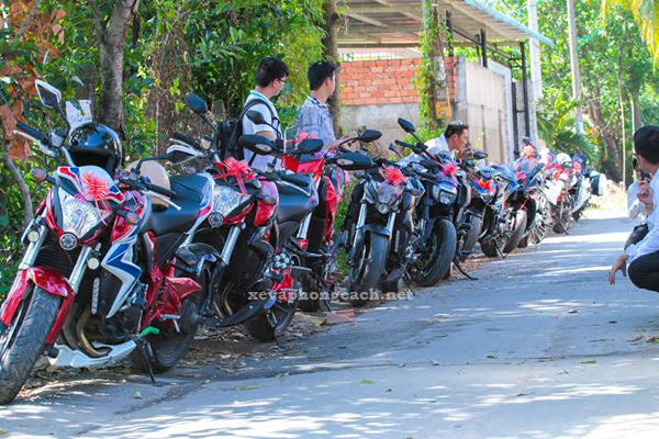 Ngắm bộ ảnh cưới chụp cùng môtô siêu dễ thương của cặp đôi Sài Gòn - ảnh 15