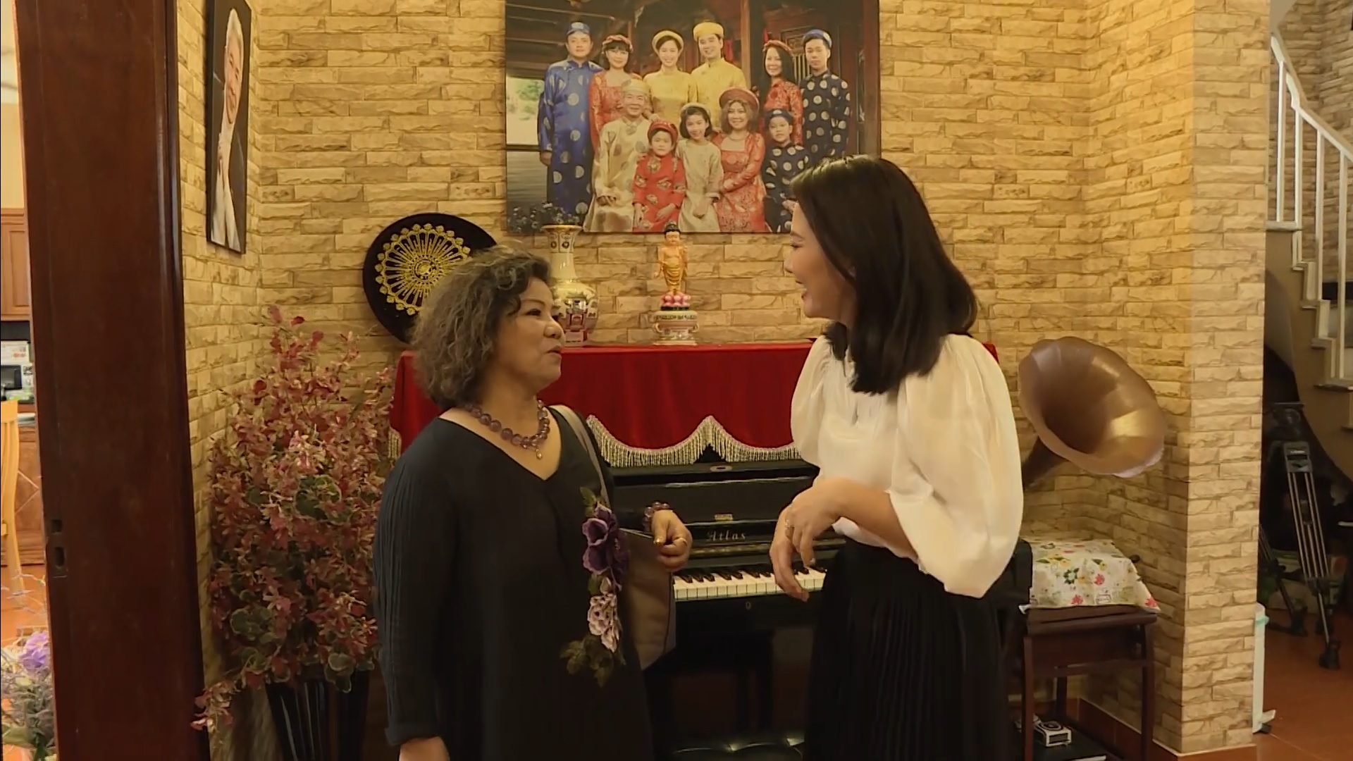 NSND Thanh Hoa bị gia đình chồng cấm cản, không cho cưới ông xã kém 6 tuổi vì từng ly dị - Ảnh 6.