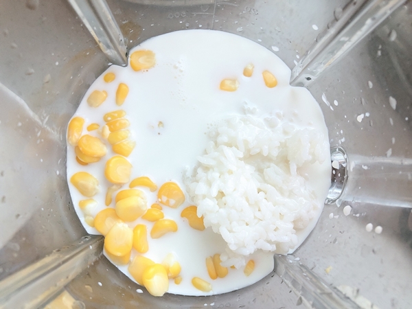 Học theo người bạn Hàn Quốc, tôi mang cơm nguội ra làm sữa bắp, tưởng không ngon mà ngon không tưởng! - Ảnh 3.