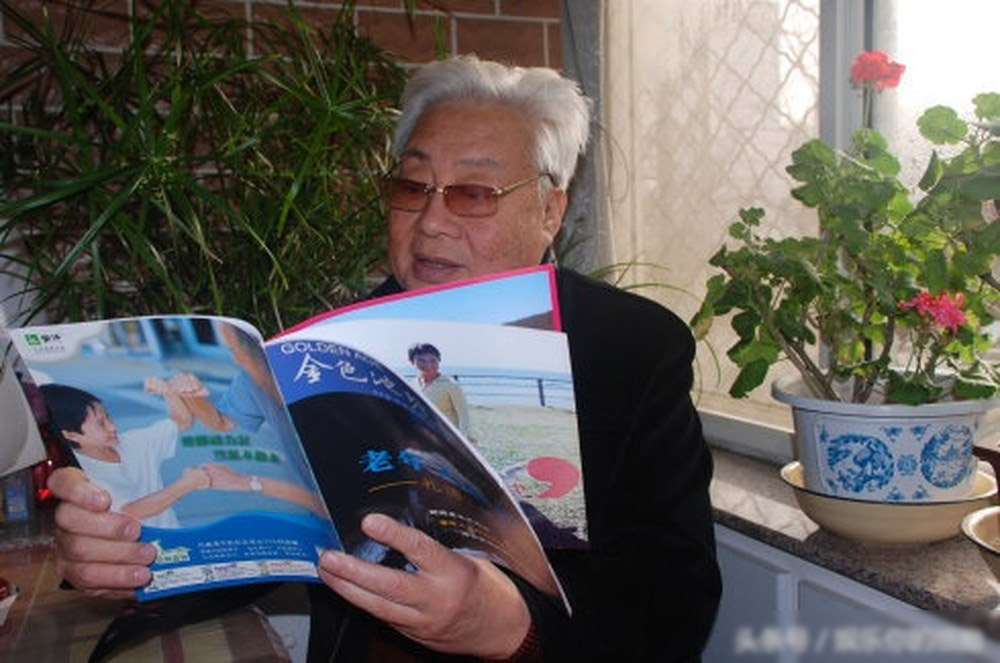 Phật Tổ Như Lai của Tây du ký 1986: Ông bố 3 con có cách dạy dỗ cực hay, từng cuống cuồng chạy trốn người dân vì lý do khó đỡ - Ảnh 2.