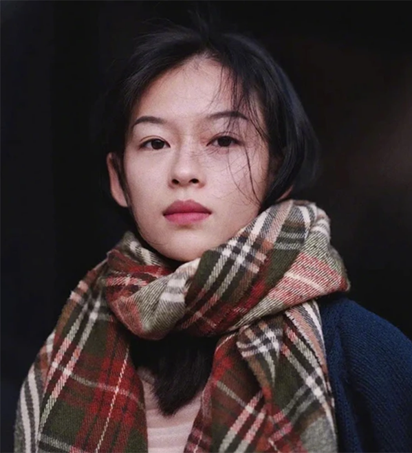 Người mẫu Việt bất ngờ lên báo Trung vì quá giống Chương Tử Di - Ảnh 5. Người mẫu Việt bất ngờ lên báo Trung vì quá giống Chương Tử Di - Ảnh 5.