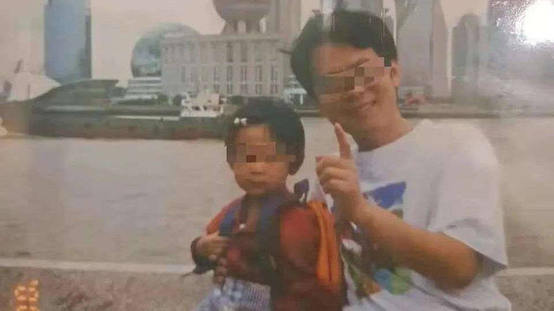 Phẫn nộ: Du học sinh ở trời Tây nhục mạ bố mẹ trên mạng xã hội với lời lẽ bẩn thỉu, dùng ảnh nóng