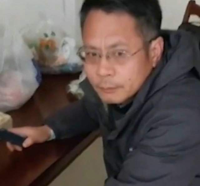 Phẫn nộ: Du học sinh ở trời Tây nhục mạ bố mẹ trên mạng xã hội với lời lẽ bẩn thỉu, dùng ảnh nóng