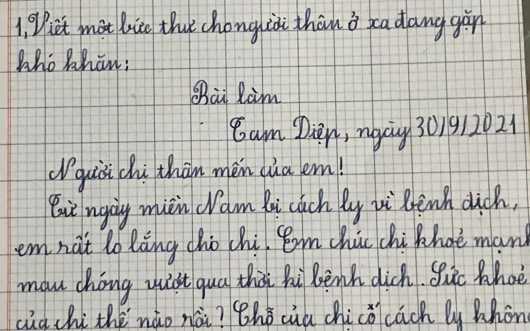 Viết thư cho người thân ở xa, cậu bé lớp 4 bày tỏ nhớ nhung nhưng câu cuối thì... tuột hết cảm xúc!