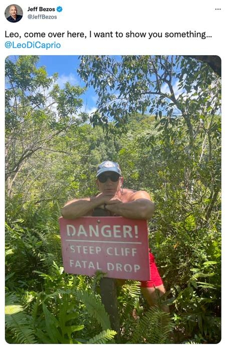 Hình ảnh HOT nhất hôm nay: Tỷ phú Amazon nổi cơn ghen,