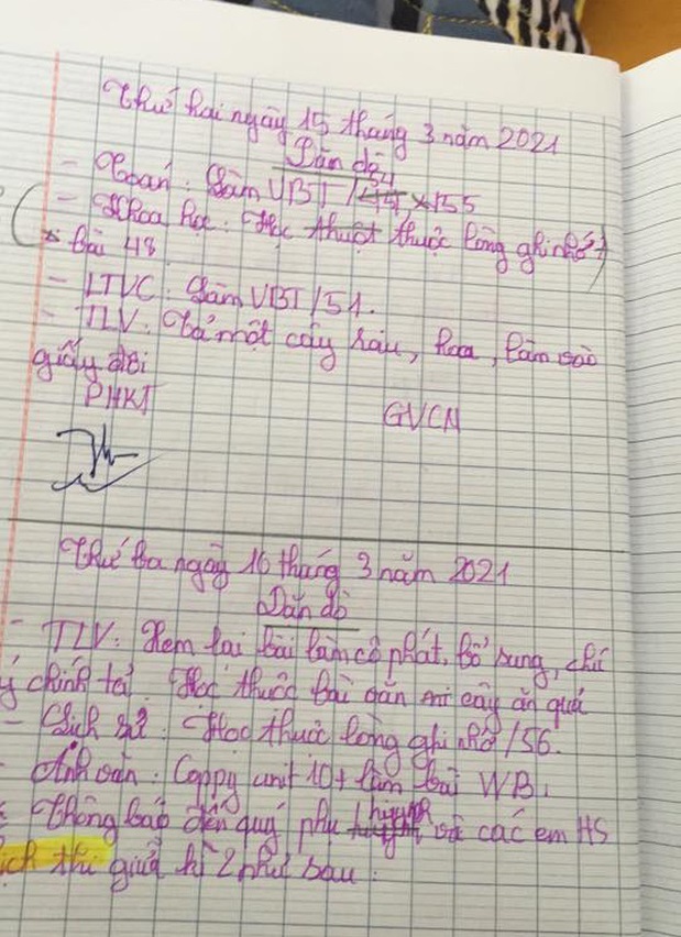 Cô bé tiểu học