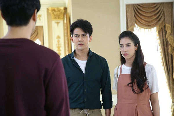 Hòa giải cho cuộc hôn nhân bế tắc của anh trai tôi, mẹ tôi tức ứa nước mắt khi biết tiền lương mà anh đưa cho chị dâu mỗi tháng - Ảnh 1. Hòa giải cho cuộc hôn nhân bế tắc của anh trai tôi, mẹ tôi tức ứa nước mắt khi biết tiền lương mà anh đưa cho chị dâu mỗi tháng - Ảnh 1.
