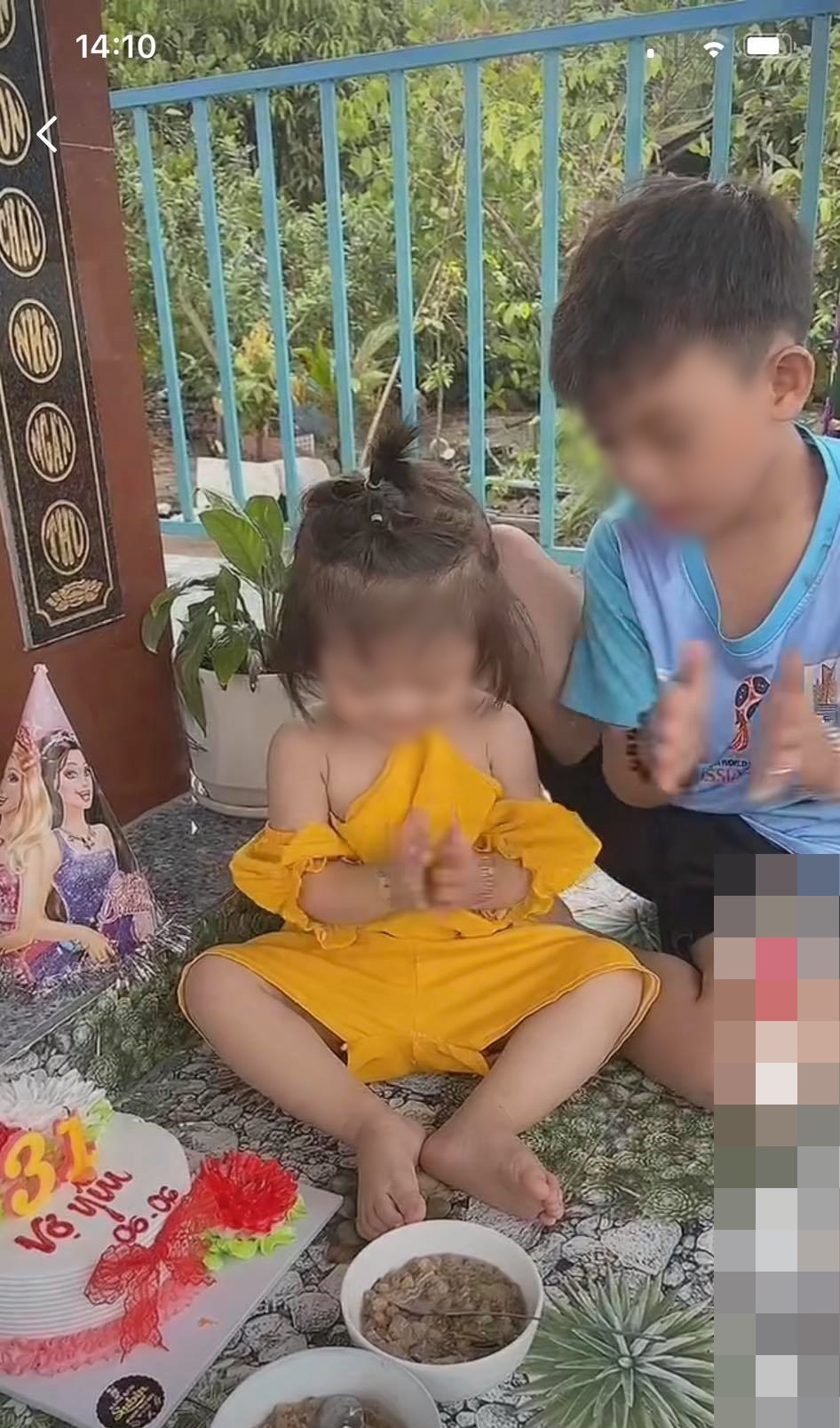 Bức hình thu hút 63 nghìn like: Bố đưa hai con ra mộ chúc mừng sinh nhật mẹ, nhìn chiếc bánh sinh nhật ai cũng rưng rưng! - Ảnh 2.