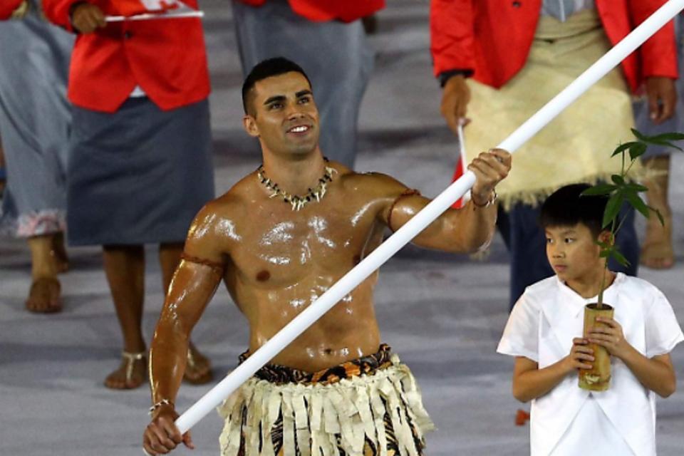 Chân dung VĐV ngực trần