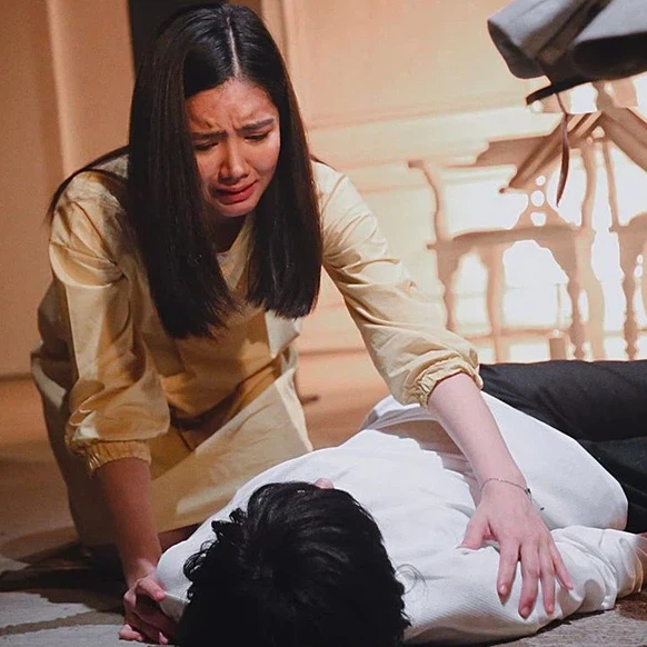 Nghe tiếng loảng xoảng, tôi hốt hoảng chạy xuống bếp thì khiếp sợ với cảnh chồng nằm sõng soài trên sàn nhà - Ảnh 1.