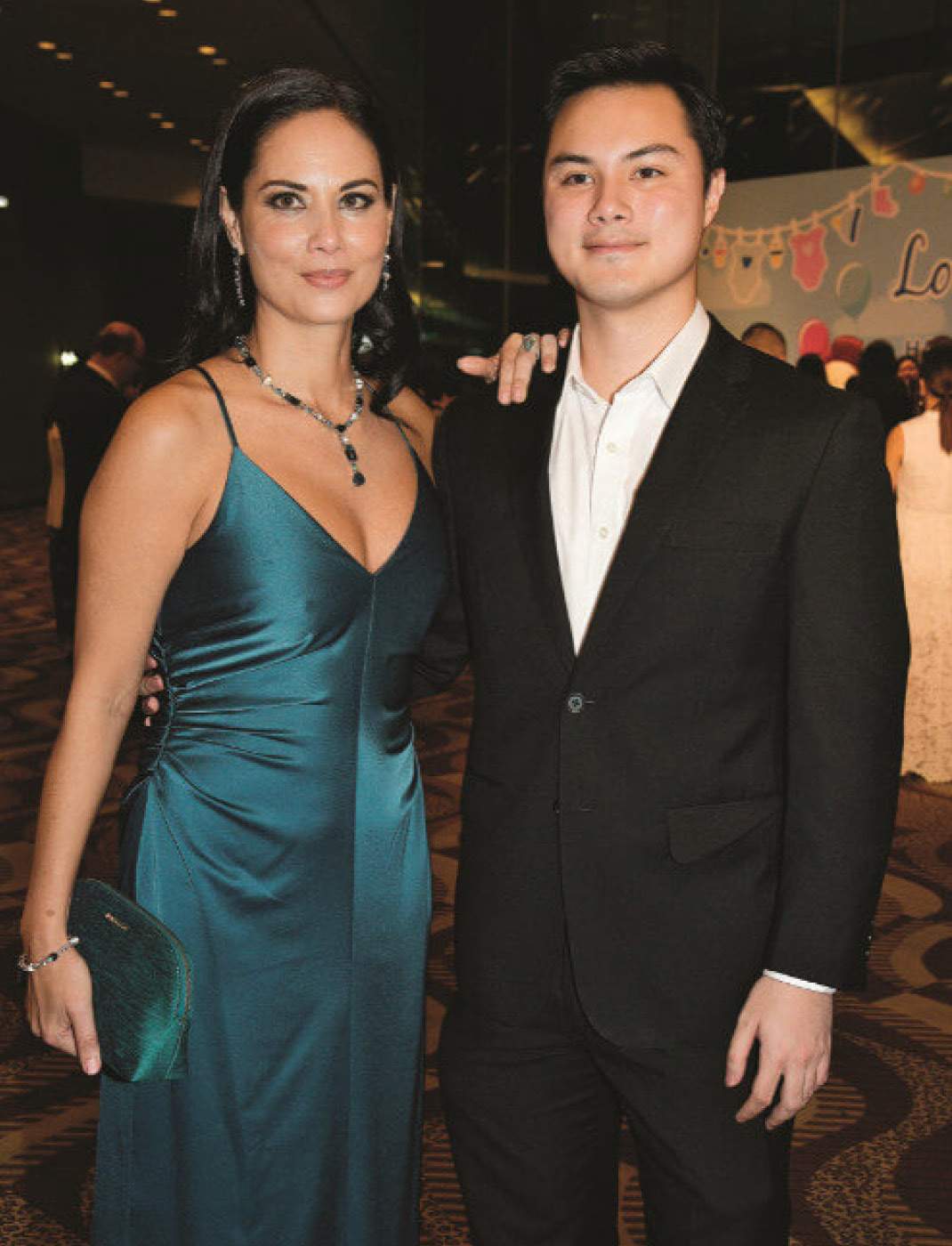 Từng qua đêm cùng 10 nghìn mỹ nữ, tỷ phú Hong Kong làm điều “có 1-0-2” với người phụ nữ gốc Việt kém 32 tuổi và màn xử lý thẳng tay khi đại gia