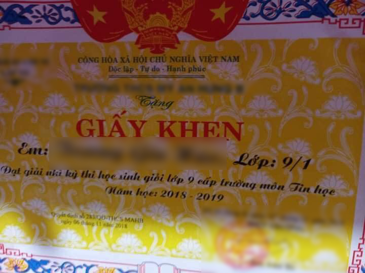 Nam sinh đạt giải nhì Học sinh giỏi, cả nhà hớn hở ăn mừng: 3 năm sau phát hiện bí mật động trời - Ảnh 2. Nam sinh đạt giải nhì Học sinh giỏi, cả nhà hớn hở ăn mừng: 3 năm sau phát hiện bí mật động trời - Ảnh 2.