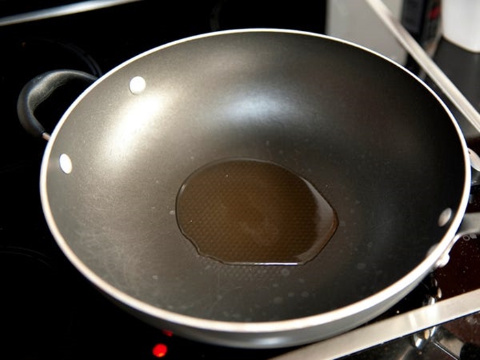 8 cách lãng bạn lãng phí tiền điện