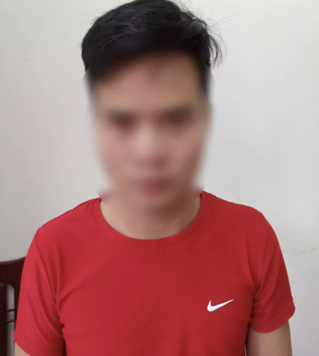 Bắc Giang: Làm rõ thanh niên phát tán clip 1 nam quan hệ với 2 nữ - Ảnh 1.