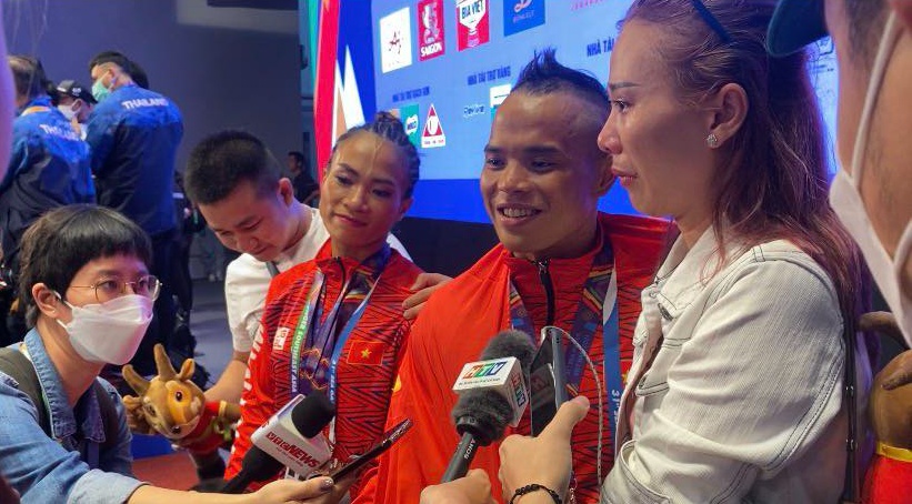 The athlete's husband won 2 SEA Games gold medals, his wife stood next to him and cried: When his wife met for the first time, everyone was worried because he was "too big"! 2 2796782115997455477232963022290844739369610n 16527165857731022998039