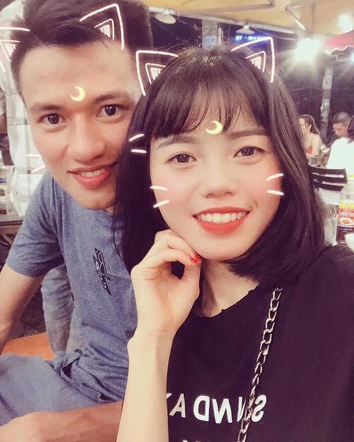 Hot girl ĐT nữ Việt Nam và mối tình chị em đặc biệt: Tuyên bố giải nghệ để kết hôn, thi đấu lâu ngày về con gái gọi