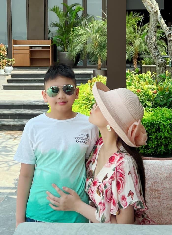 The second richest mother in Vietnamese showbiz takes care of her children very well: Recently, she got the perfect score, the highest rank in the class - Photo 2.