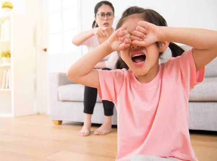 Bố mẹ sẽ phải hối hận khi biết con phải chịu đựng những gì khi thường xuyê nghe sự la mắng, trách phạt - Ảnh 1.