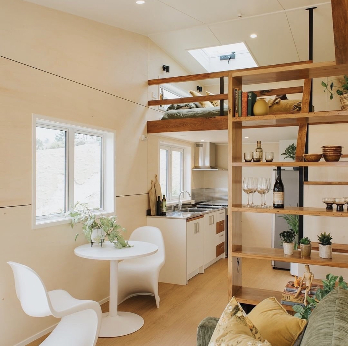 Tham quan ngôi nhà nhỏ xíu chưa đến 24m² song bên trong tiện nghi, chẳng thiếu thứ gì - Ảnh 8.