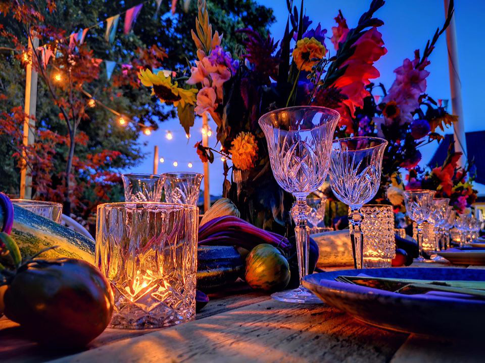 Khu vườn đẹp như cổ tích nhờ sở thích trồng cây và hoa của chàng trai trẻ - Ảnh 12.