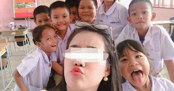 Bài toán 12 + 8 = 20 bị cô giáo trẻ chấm SAI, phụ huynh bức xúc đăng đàn xin ý kiến cư dân mạng