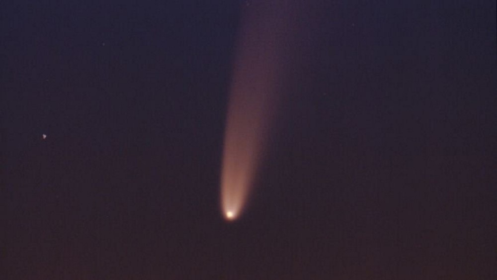Sao chổi sáng nhất 23 năm thống trị màn đêm thế giới - 3