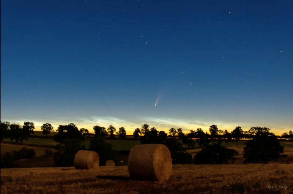 Sao chổi sáng nhất 23 năm thống trị màn đêm thế giới - 7