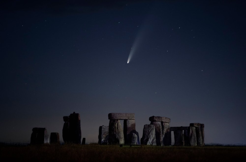 Sao chổi sáng nhất 23 năm thống trị màn đêm thế giới - 12