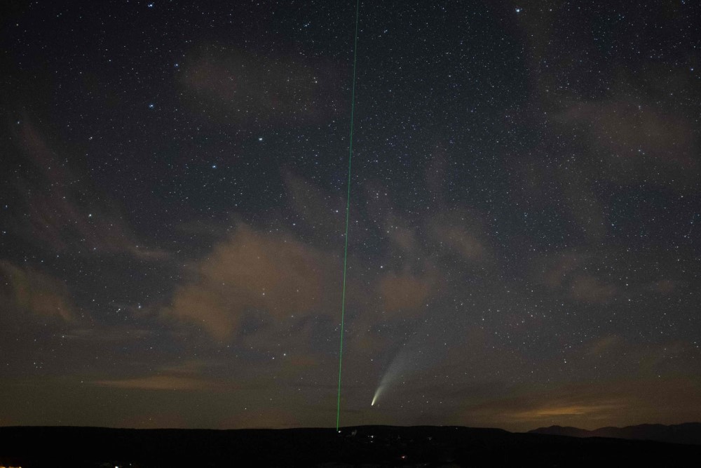 Sao chổi sáng nhất 23 năm thống trị màn đêm thế giới - 20
