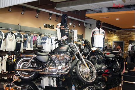 Harley-Davidson Sài Gòn cũng ra mắt đại lý chính hãng vào ngày 30/11