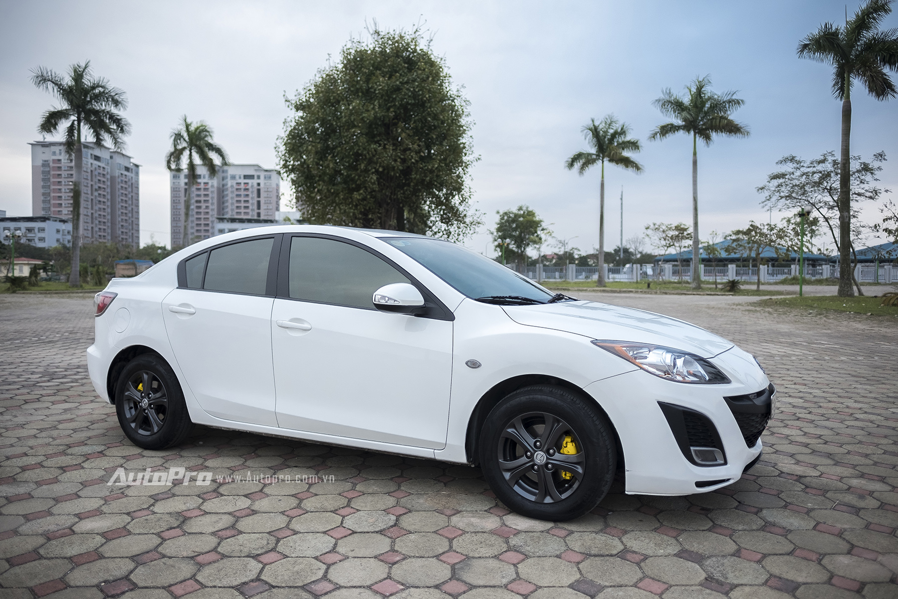 Muôn vàn kiểu làm đẹp cho xế yêu đón Tết - ảnh 6