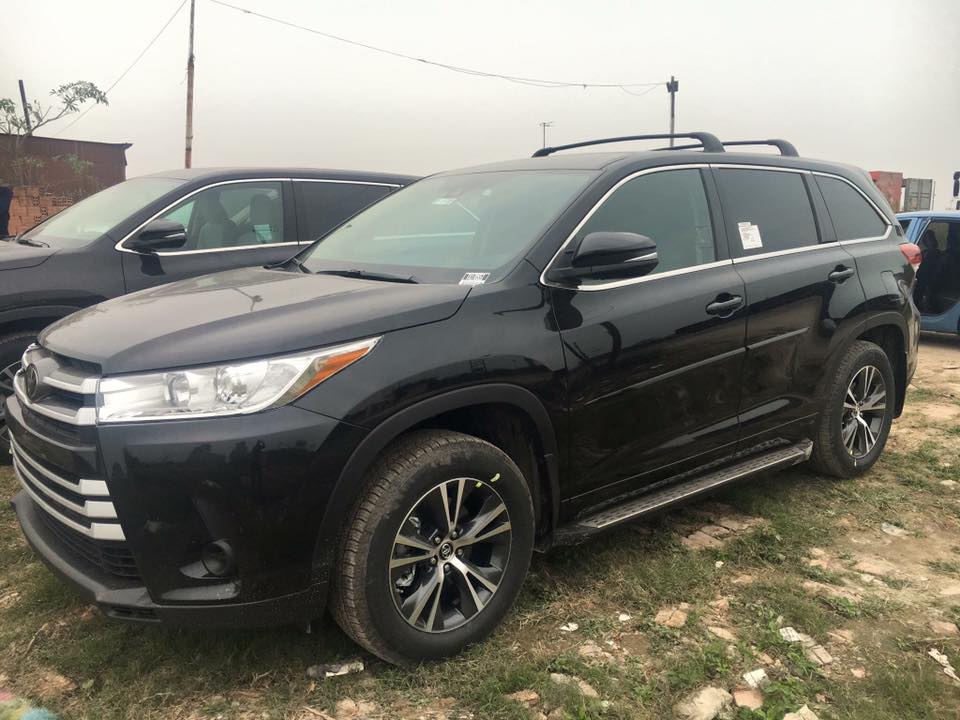 Lô xe Toyota Highlander 2017 đổ bộ Việt Nam đúng dịp Tết - ảnh 6