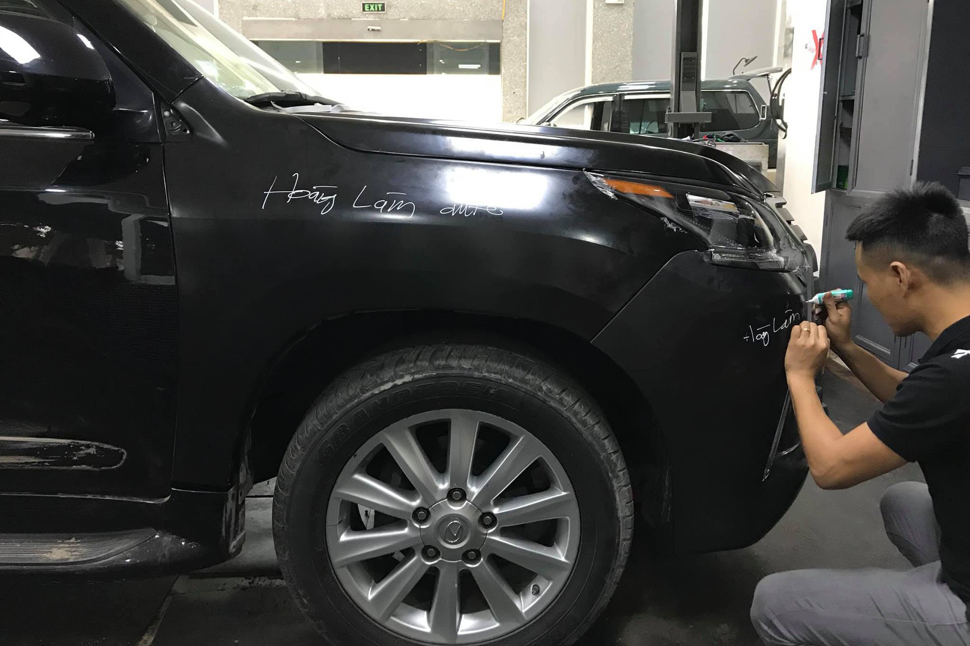 15 ngày lột xác Lexus LX570 2008 thành 2018 với 450 triệu đồng của dân chơi Việt - Ảnh 11.