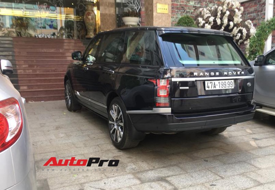 Dàn xe khủng biển đẹp của đại gia Đăk Lăk: Một chiếc Range Rover Evoque kịch độc và cặp đôi Lexus NX gây chú ý - Ảnh 3.