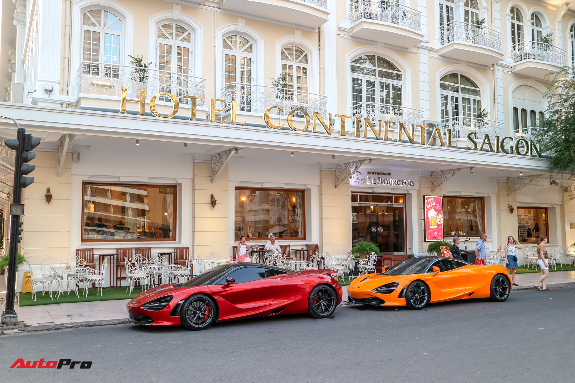 Cường Đô-la lần đầu mang McLaren 720S mới tậu đi họp mặt cùng bạn bè - Ảnh 2.