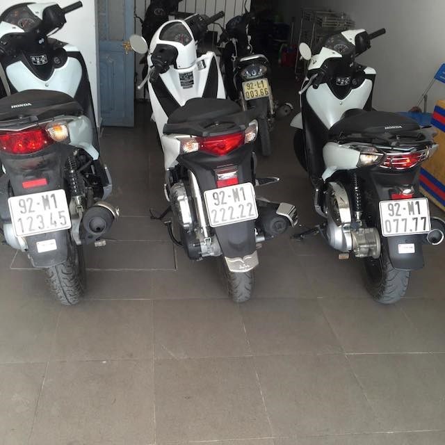 Sốc với dàn Honda SH 150i cùng bộ biển tứ, ngũ quý đẹp đến lạ kỳ - ảnh 13