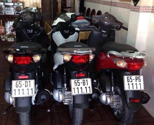Sốc với dàn Honda SH 150i cùng bộ biển tứ, ngũ quý đẹp đến lạ kỳ - ảnh 11