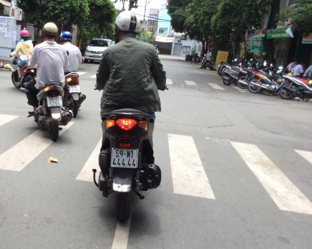 Sốc với dàn Honda SH 150i cùng bộ biển tứ, ngũ quý đẹp đến lạ kỳ - ảnh 7