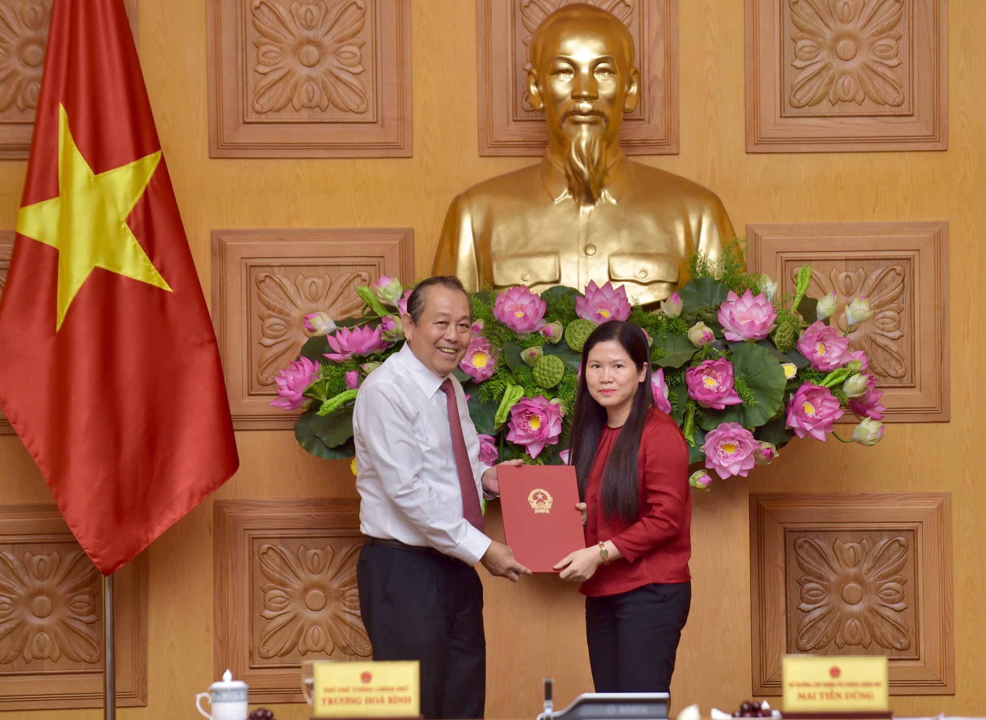 Công bố quyết định Thủ tướng về công tác cán bộ