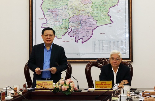 Đoàn của Bộ Chính trị thông báo dự thảo kết luận về cán bộ cấp chiến lược