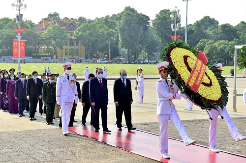 Lãnh đạo Đảng, Nhà nước viếng Chủ tịch Hồ Chí Minh nhân Quốc khánh