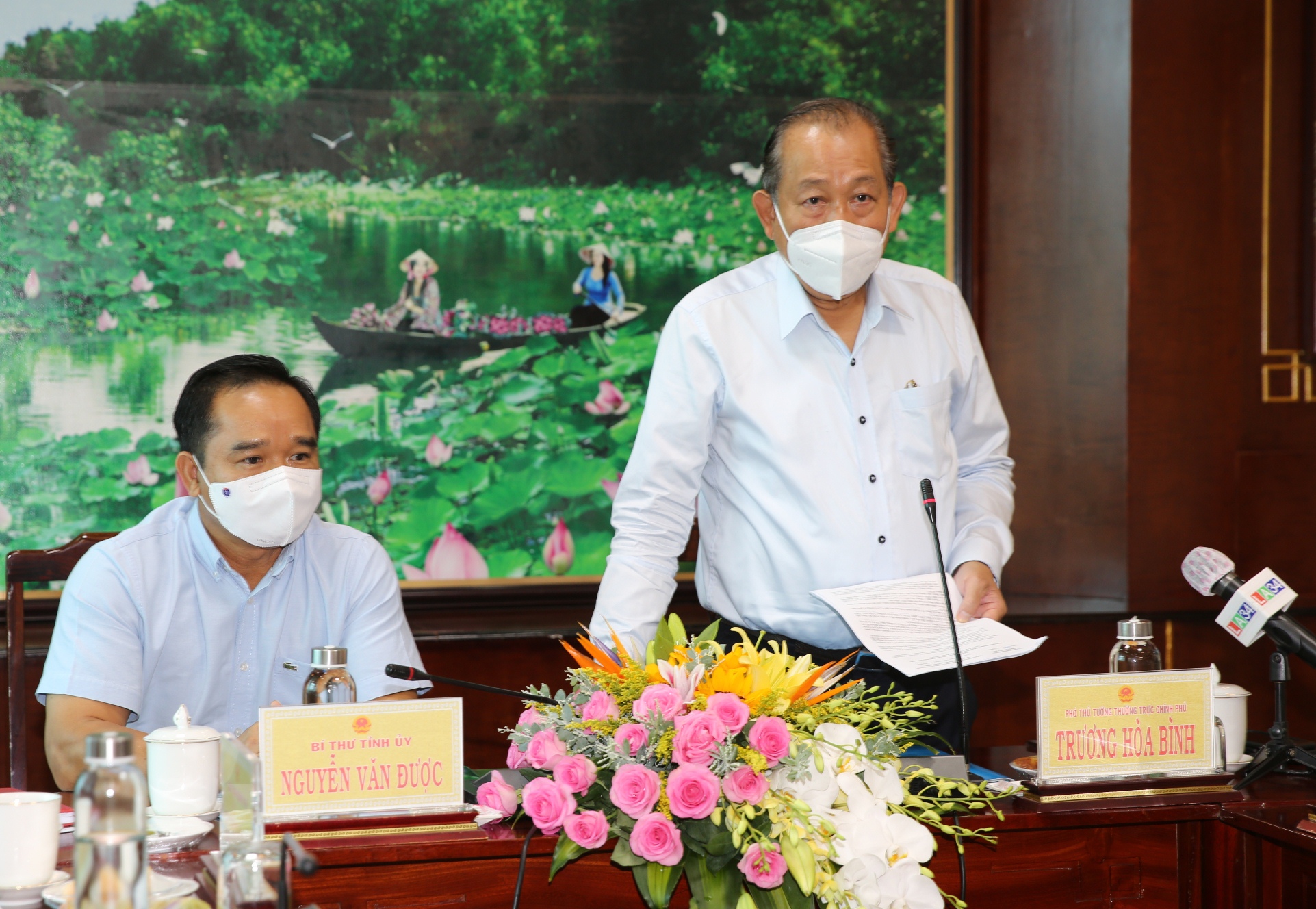 Phó Thủ tướng Thường trực làm việc với tỉnh Long An về phòng, chống dịch