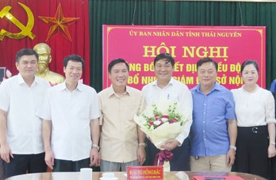 Điều động, bổ nhiệm nhân sự 4 địa phương