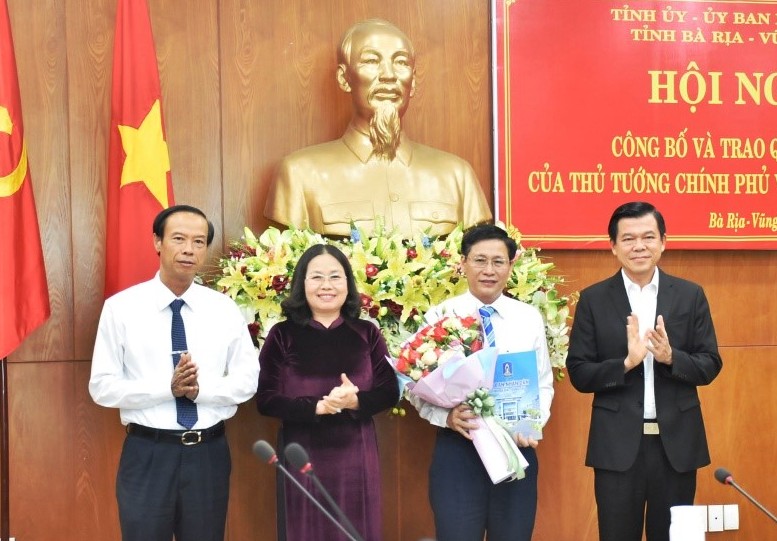 Công bố quyết định của Thủ tướng về công tác cán bộ