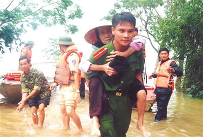Tướng Trần Đại Quang nói về lòng tự trọng và danh dự người công an - ảnh 2