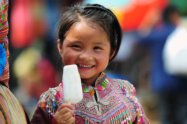 Nụ cười trong trẻo của trẻ em vùng cao - ảnh 5